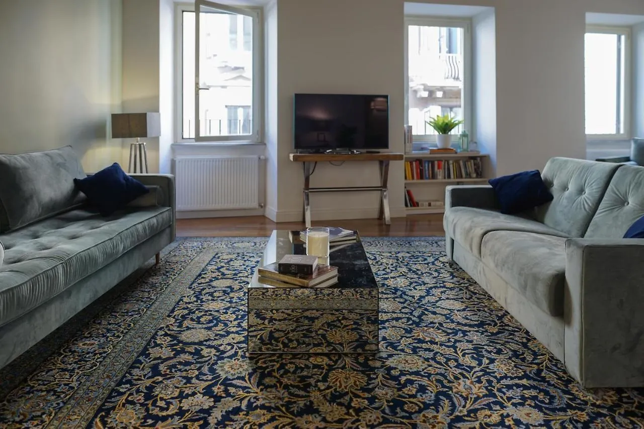 Barberini Apartment Rome Italy
