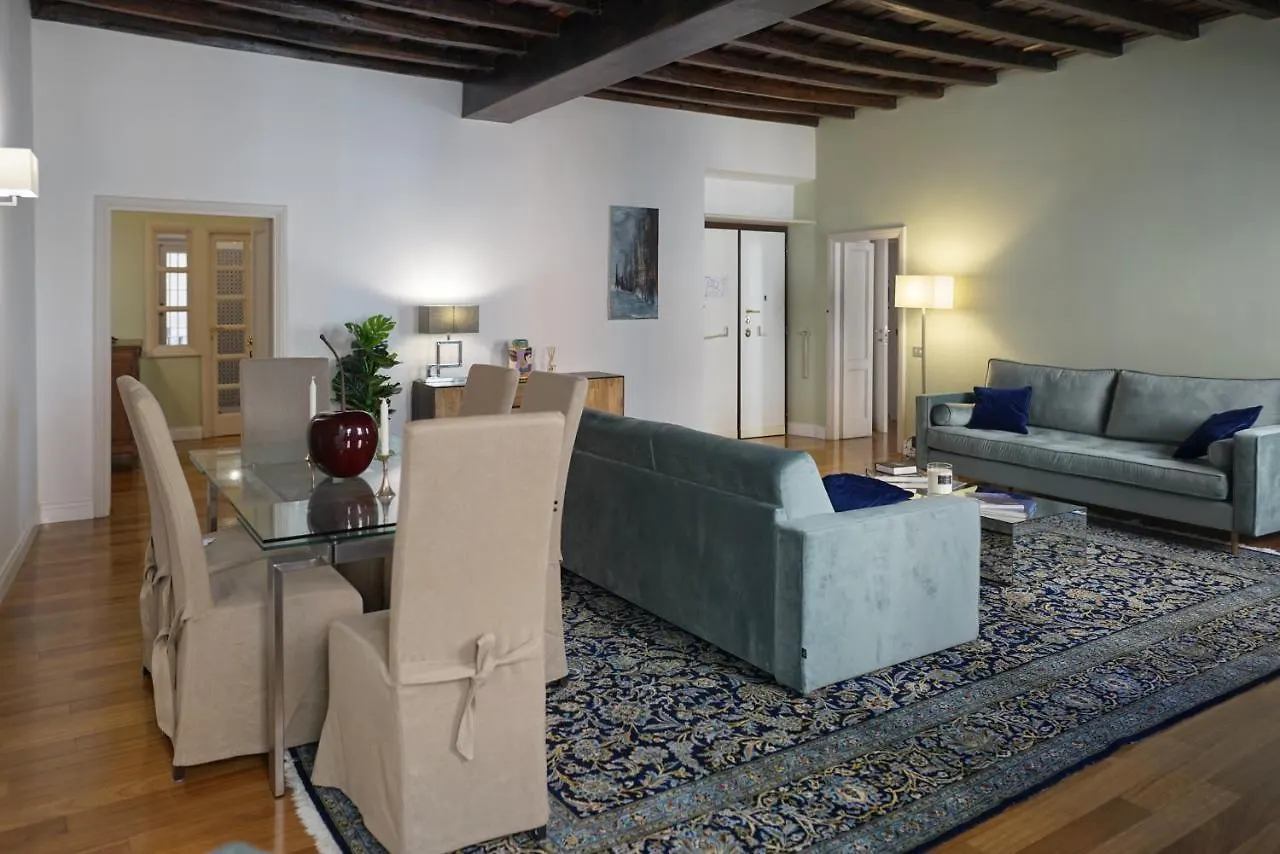 Barberini Apartment Rome
