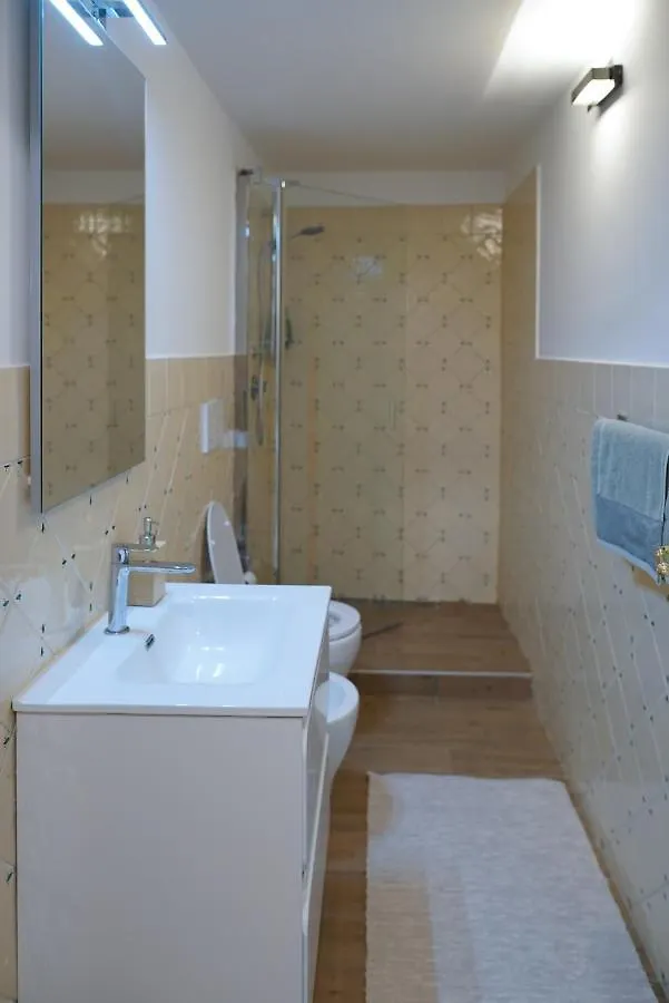 Barberini Apartment Rome 0*,  Italy