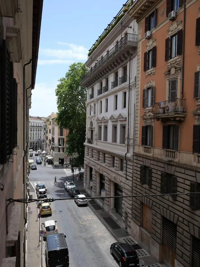 Barberini Apartment Rome Italy